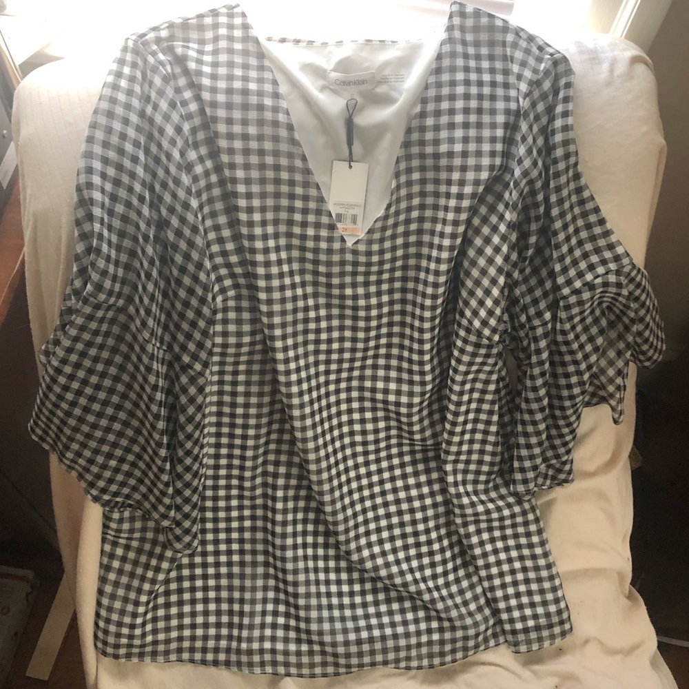 XXL Calvin Klein checkered bell sleeve shirt